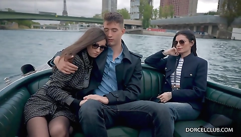 Sexy young ears is anit loger