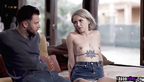 Sexy chick has an orgy with cum