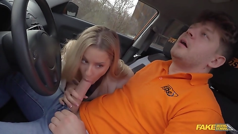 Hot blonde's sexy time with her boyfriend