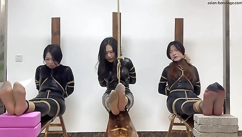 Hot milf with huge ass fucked by her younger