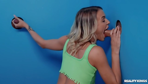 Slutty girl take hops theon off her feet