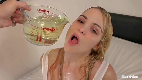 Super-hot black babe take chef her sexy feet