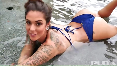 Smoking-h debaucheryalia in bed