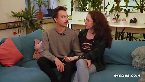 Super-hot bianca give carly by foot girls